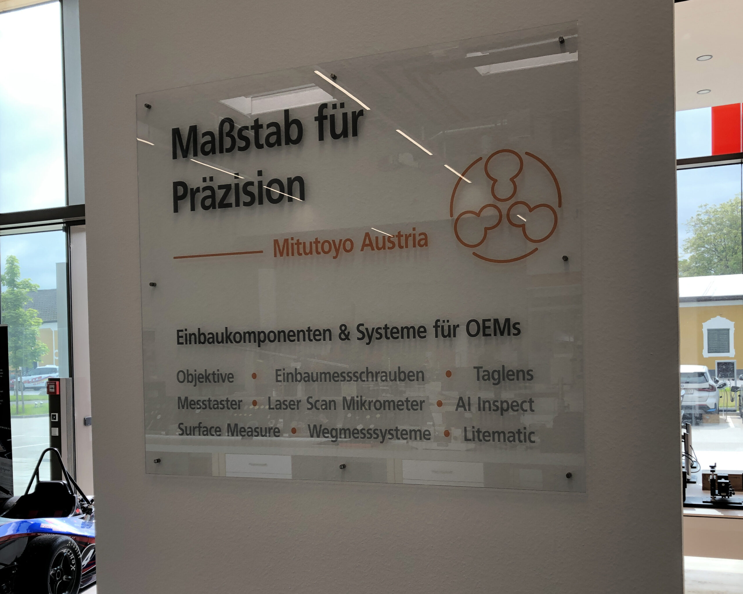 Mitutoyo Schild scaled